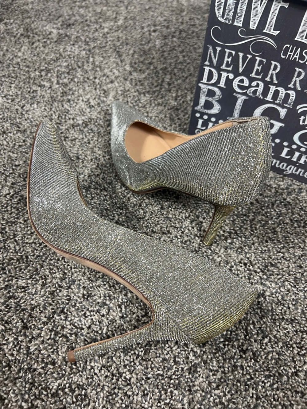VERONICA BEARD 🆕 Silver Gold Heels Sz6.5m